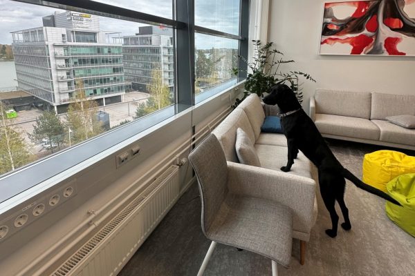 Islet_Life_Science_Center_View_Canine